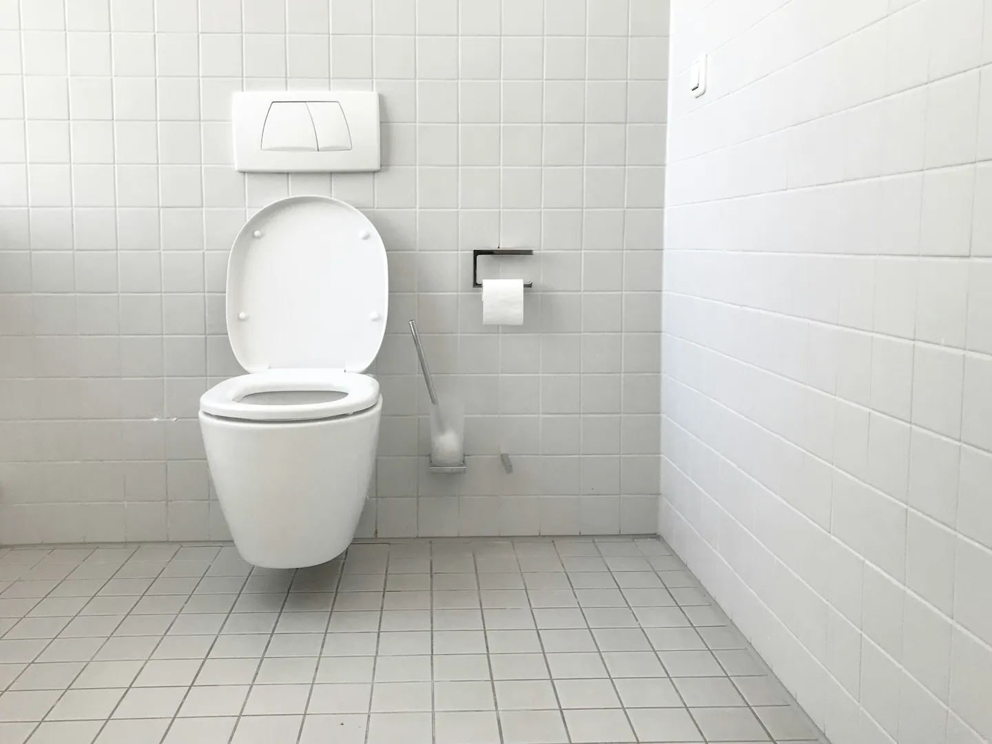 Hygiene-focused cleaning — visual context only